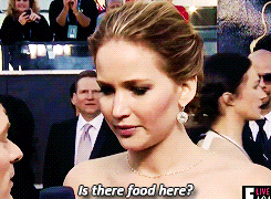 Jennifer-Lawrence-Oscars-GIF