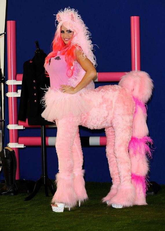 Katie-Price-pink-horse
