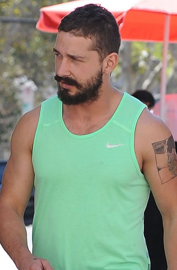 gallery_enlarged-Shia-LaBeouf-Small-Penis