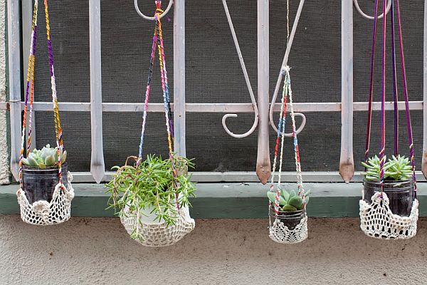 Colorful-Hanging-Window-Planters4