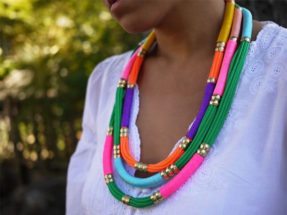 03-Beautifully-Colorful-DIY-Necklaces