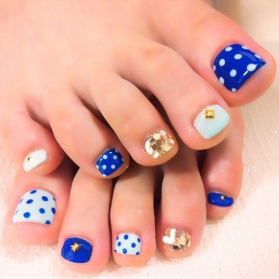 38-mermaid-toe-nail-designs