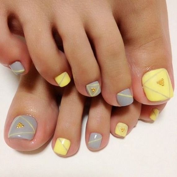 42-mermaid-toe-nail-designs