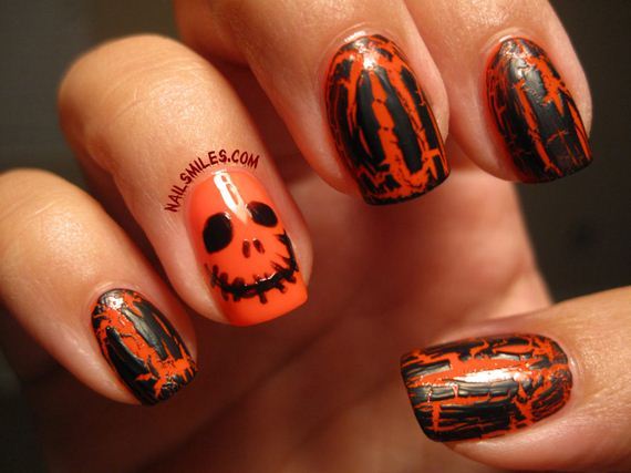 04-halloween-nail-manicures