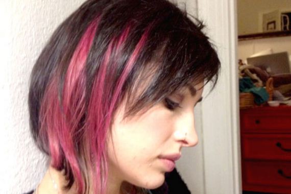 16-pink-streaks-in-brown-hair