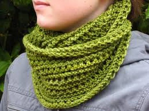01-warm-knitted-cowls