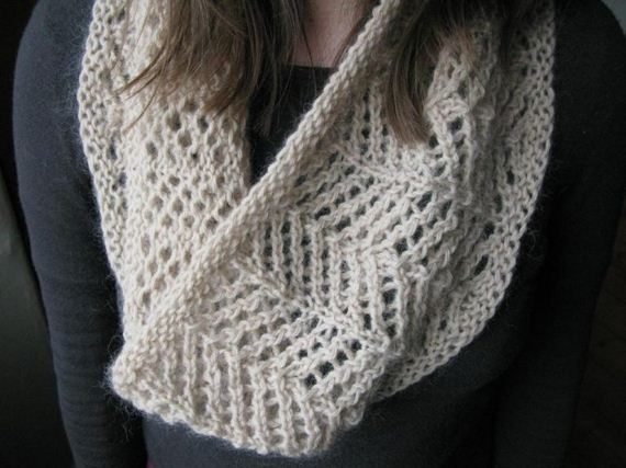 13-warm-knitted-cowls