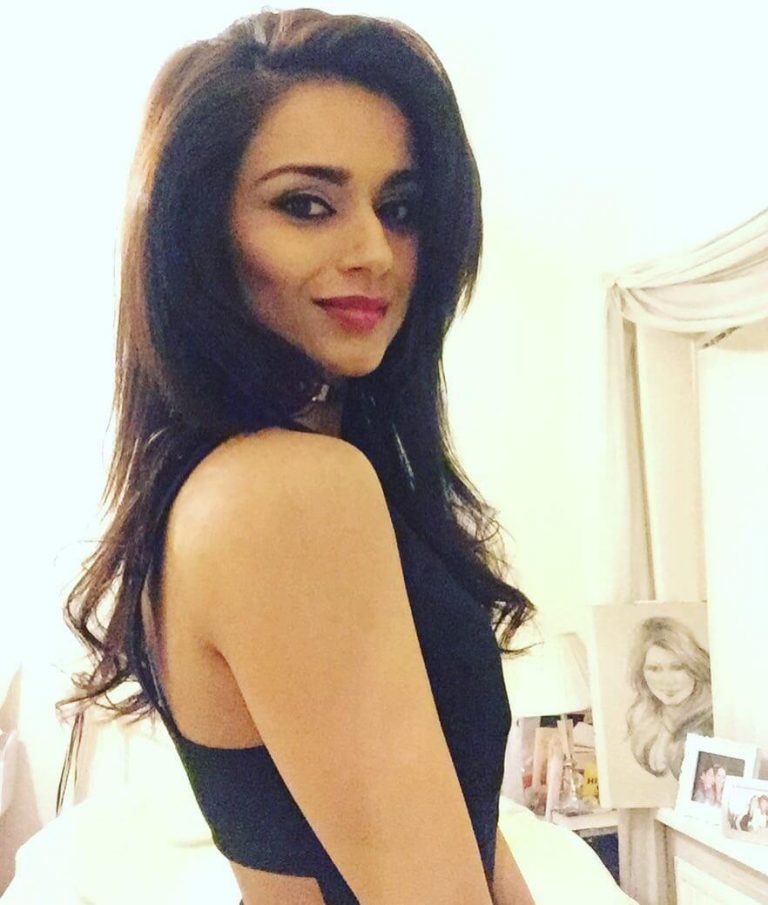 Hot And Sexy Bhavna Limbachia Photos ThBlog