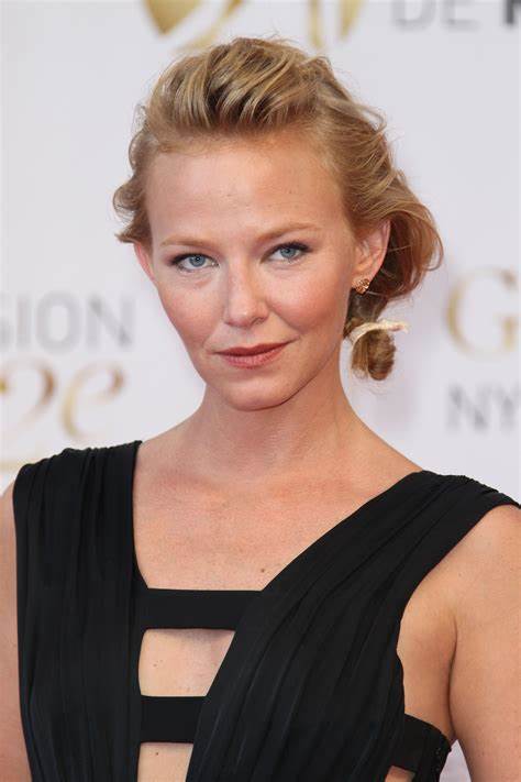 Hot And Sexy Kelli Giddish Photos ThBLOG
