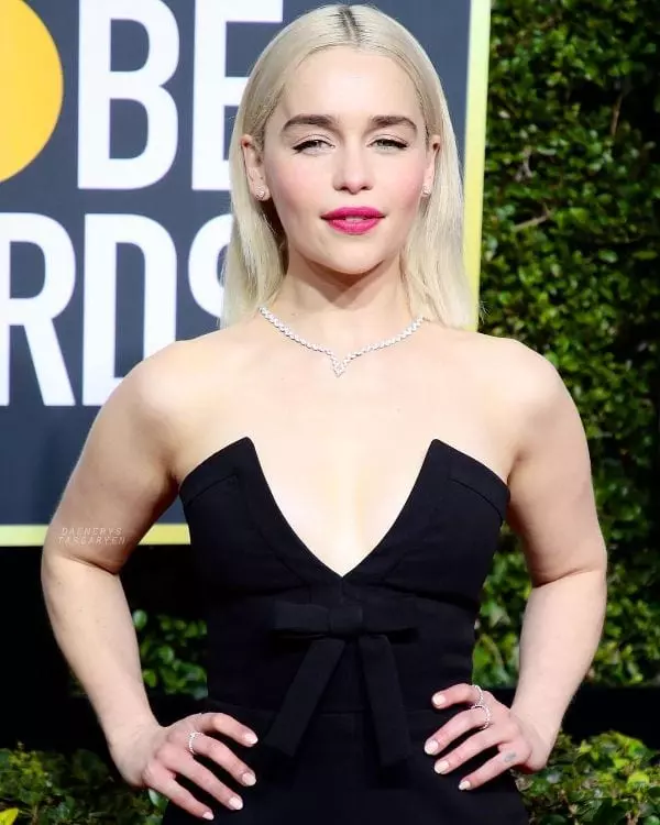 40 Near Nude Emilia Clarke Photos 12thBLOG