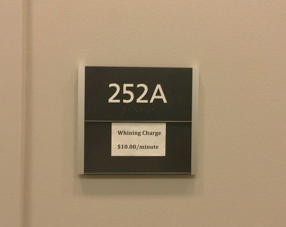 d439