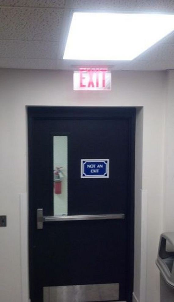 d879