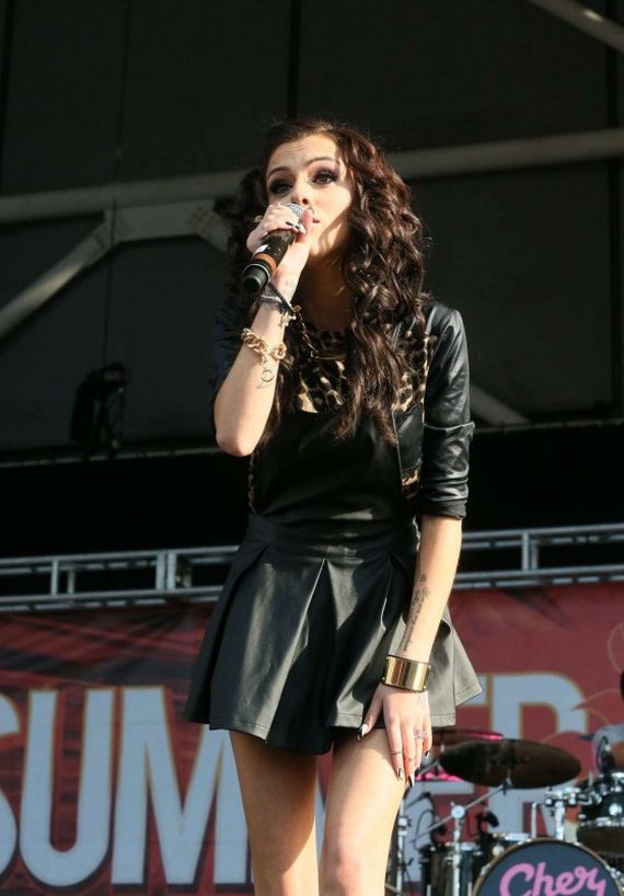 Cher-Lloyd-at-2013-B96-Pepsi-Summerbash