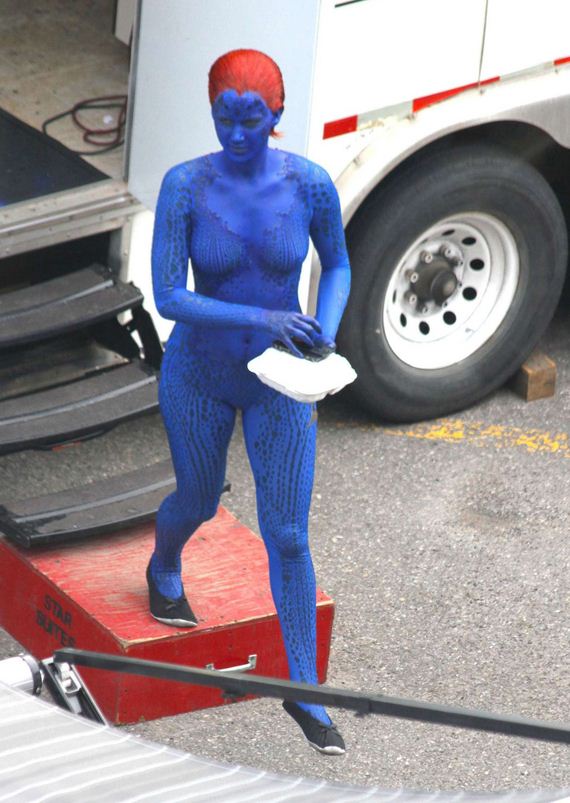 Jennifer-Lawrence-on-the-X-Men-set-in-Montreal