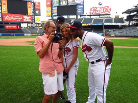 Kate-Upton-Butt-Shot-Making-of-Sports