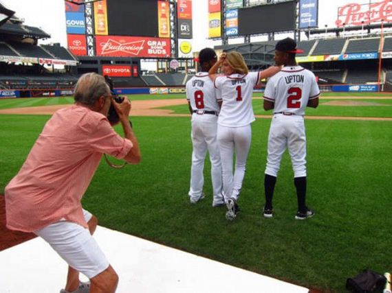 Kate-Upton-Butt-Shot-Making-of-Sports