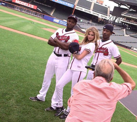 Kate-Upton-Butt-Shot-Making-of-Sports