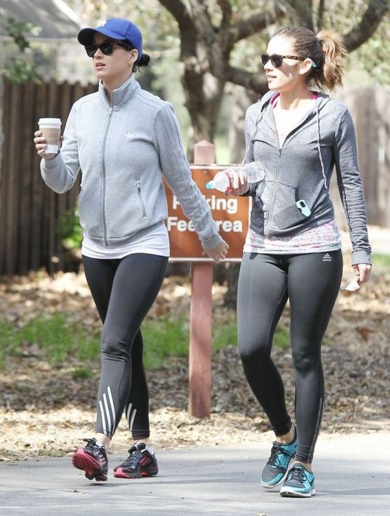 Katy-Perry-out-for-a-jog-