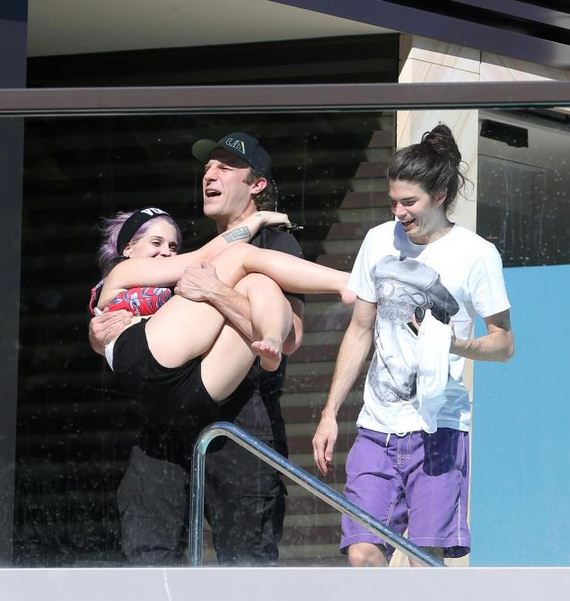 Kelly-Osbourne-in-Bikini-on-Australian