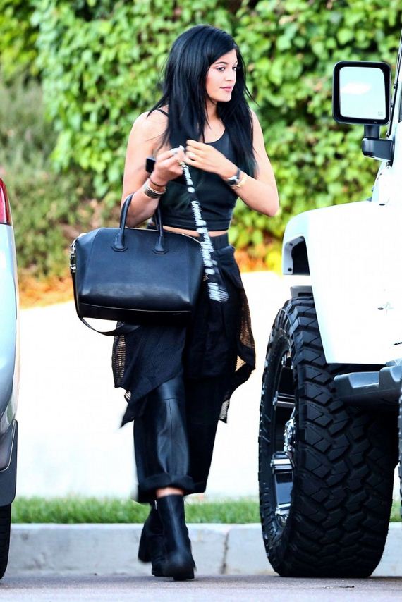 Kylie-Jenner-in-Leather