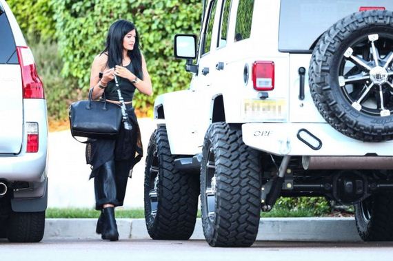 Kylie-Jenner-in-Leather
