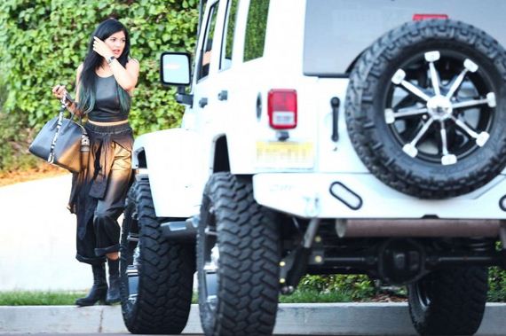 Kylie-Jenner-in-Leather