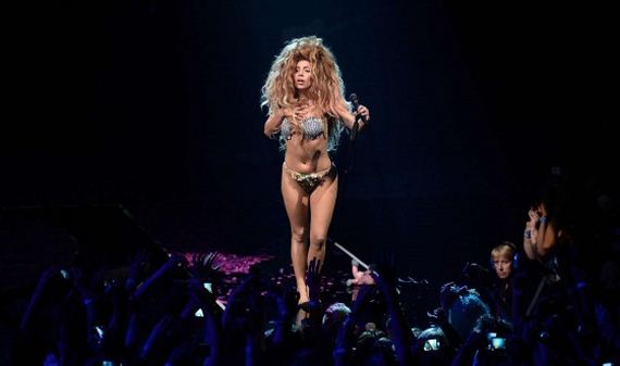Lady-Gaga---2013-iTunes-Festival