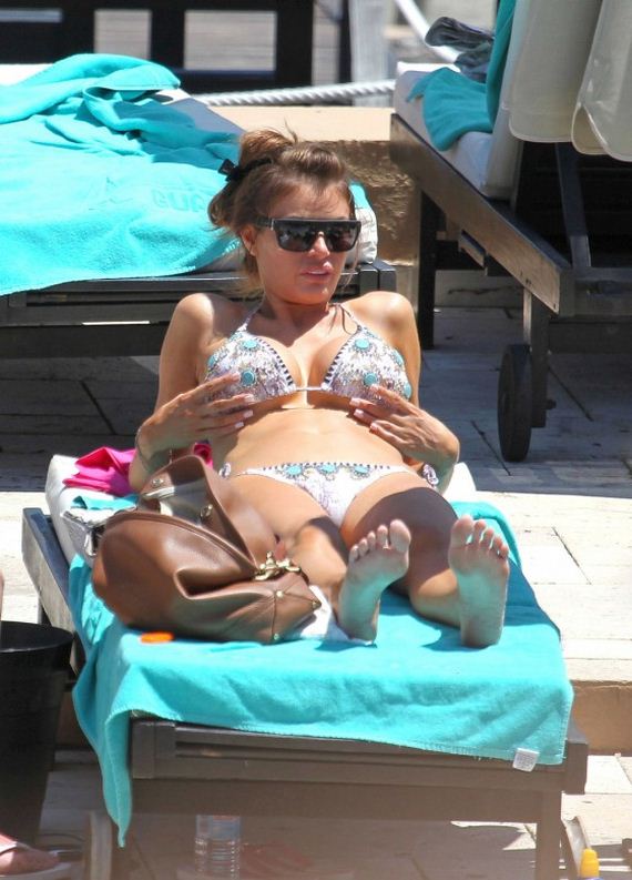 Lauren-Pope-and-Chloe-Sims-Bikini