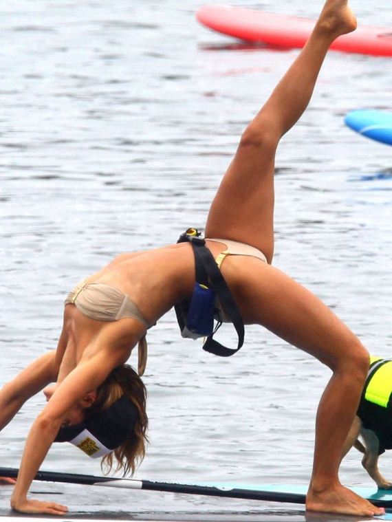 Leilani-Dowding---Paddleboarding-in-Bikini-in-Malibu