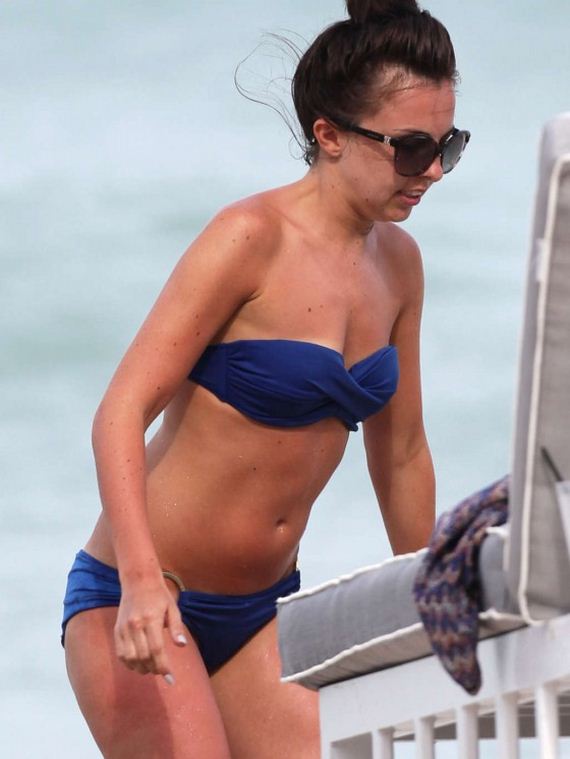 Louisa-Lytton-bikini-in-Miami