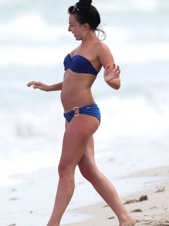 Louisa-Lytton-bikini-in-Miami