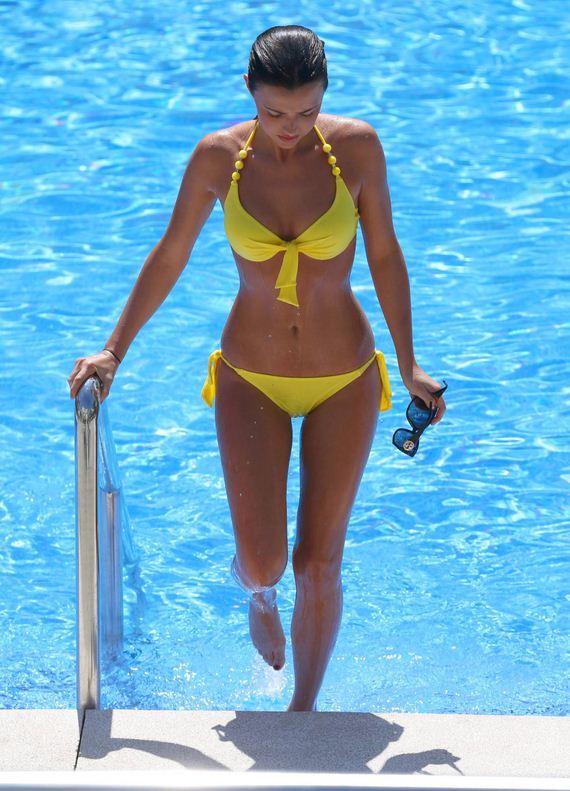 Lucy-Mecklenburgh-in-Yellow-Bikini