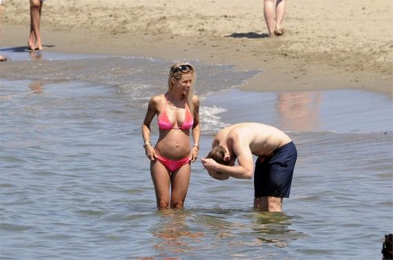 Michelle-Hunziker-in-bikini