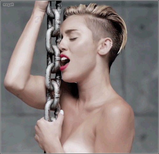 Miley-Cyrus-Hot-Wrecking-Ball-gifs