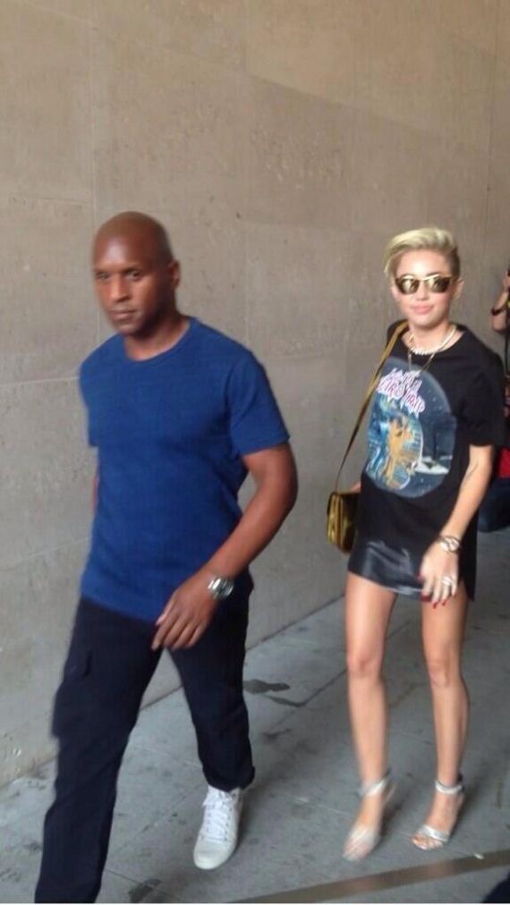 Miley-Cyrus-at-BBC-Radio