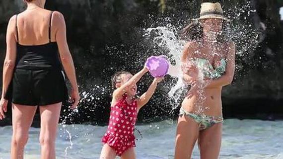 Myleene-Klass-Bikini-1-1