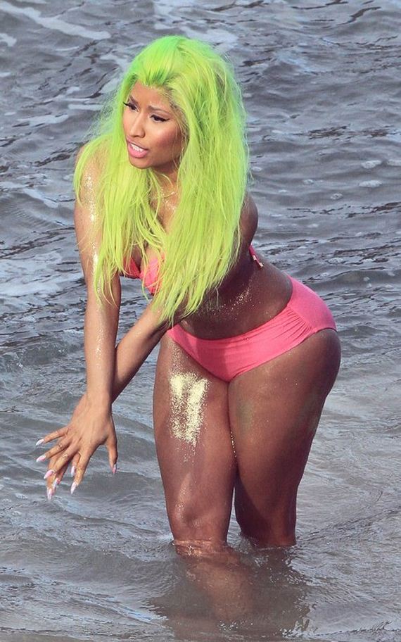 Nicki-Minaj-Starships