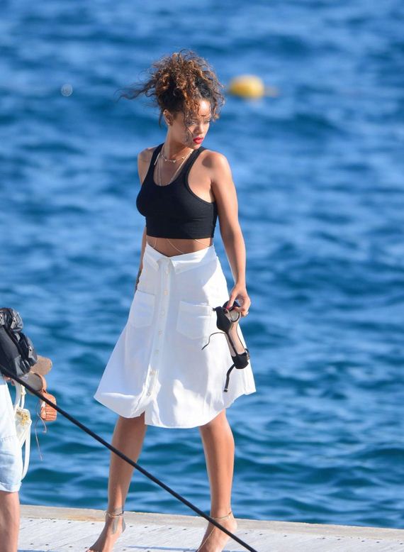 Rihanna-in-White-Skirt