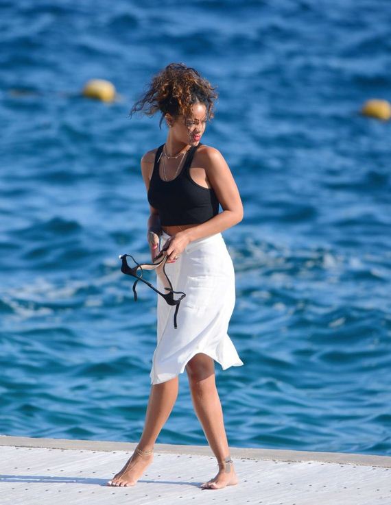 Rihanna-in-White-Skirt
