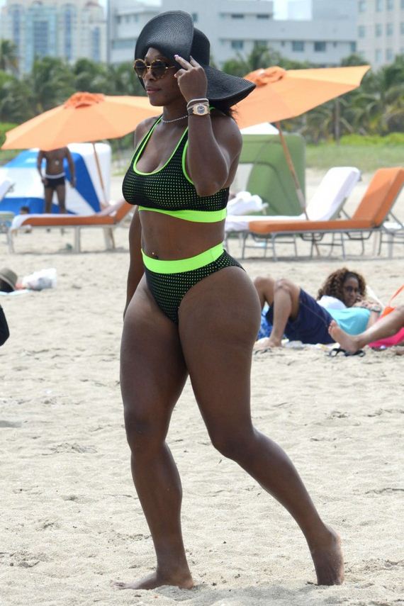 Serena-Williams-in-Bikini
