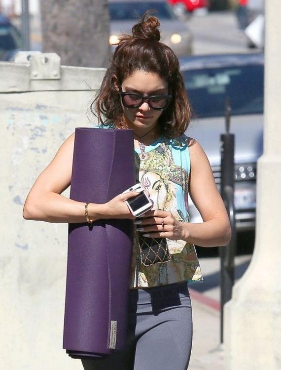 Vanessa-Hudgens-in-spandex