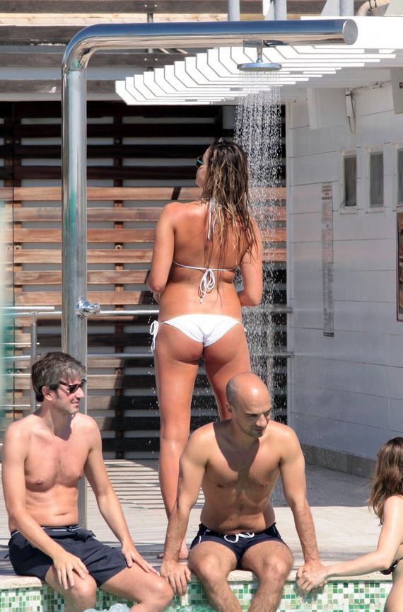 Veronica-Angeloni-bikini