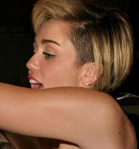 gallery_enlarged-Miley-Cyrus