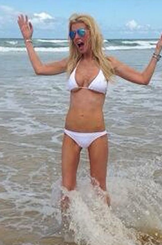 gallery_enlarged-Tara-Reid-Aussie