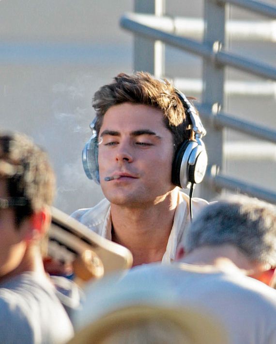 gallery_enlarged-Zac-Efron-Getting