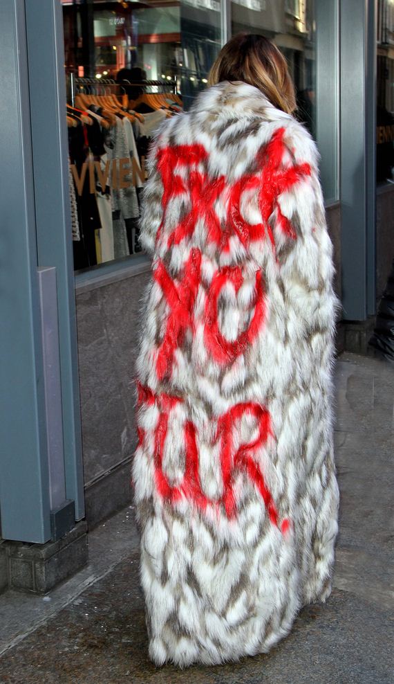 gallery_enlarged-khloe-kardashian-fur-protest