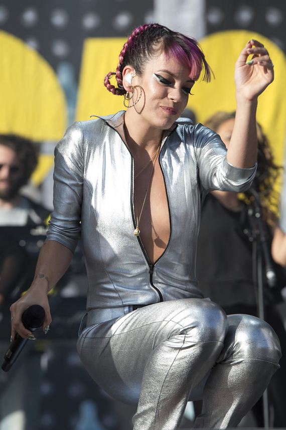 gallery_enlarged-lilly-allen-concert