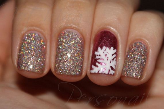 Festive-Nail-Looks-Winter