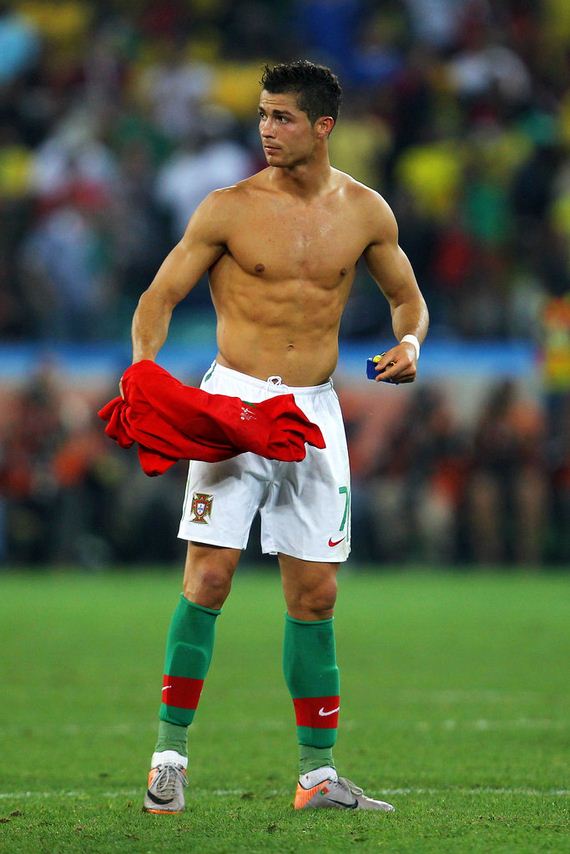 Hot-Cristiano-Ronaldo-Pictures