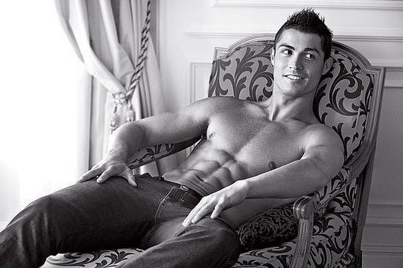 Hot-Cristiano-Ronaldo-Pictures
